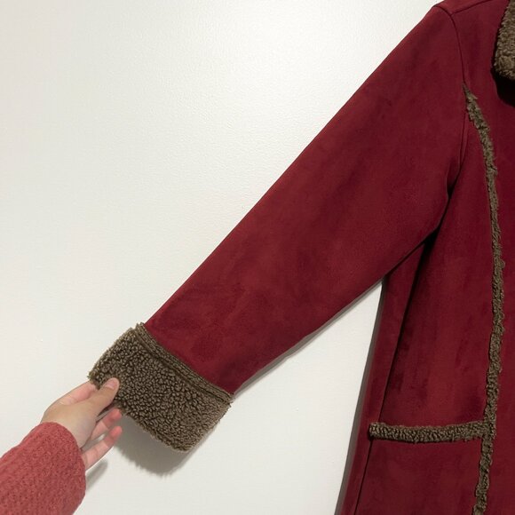 LL Bean Womens Faux Suede Sherpa Lined Coat Sz M Red Cabincore Apres Ski Lodge - Picture 4 of 8